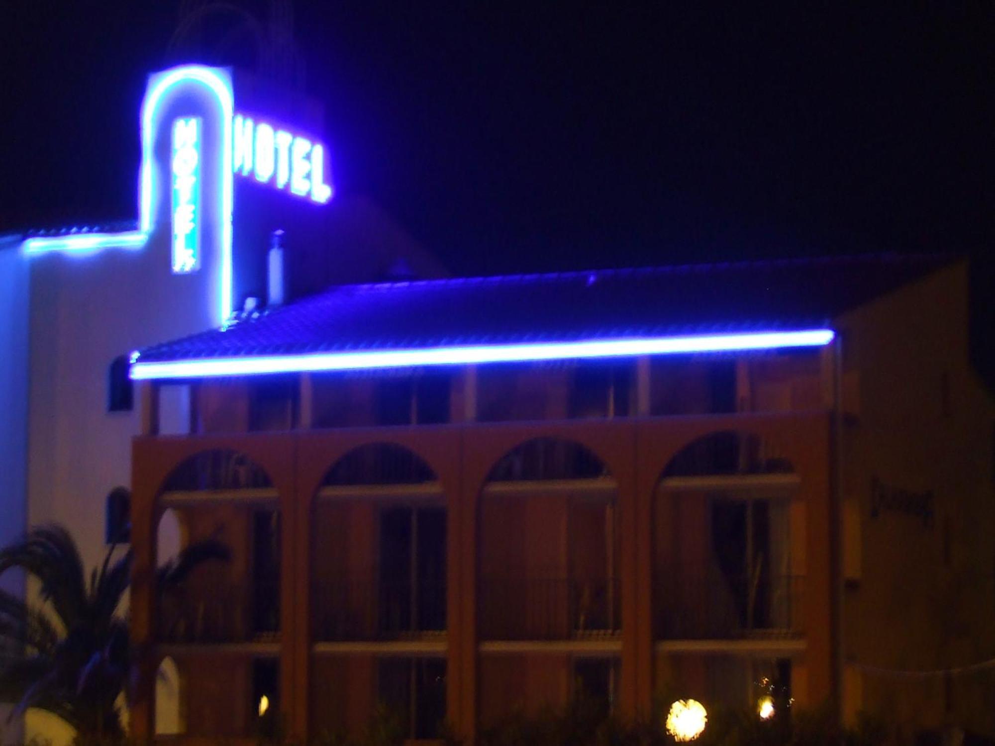 Hotel Alhambra Агд Екстер'єр фото