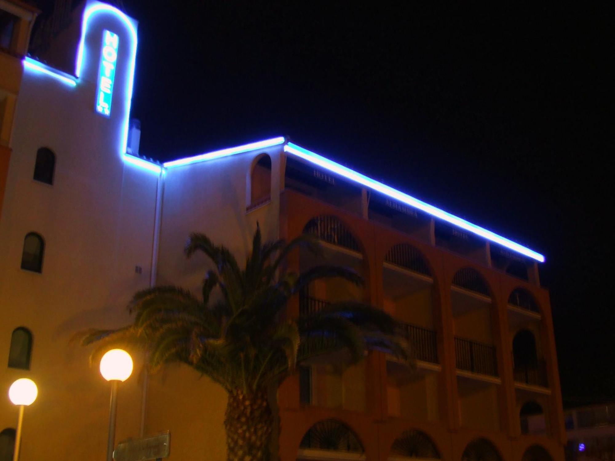 Hotel Alhambra Агд Екстер'єр фото