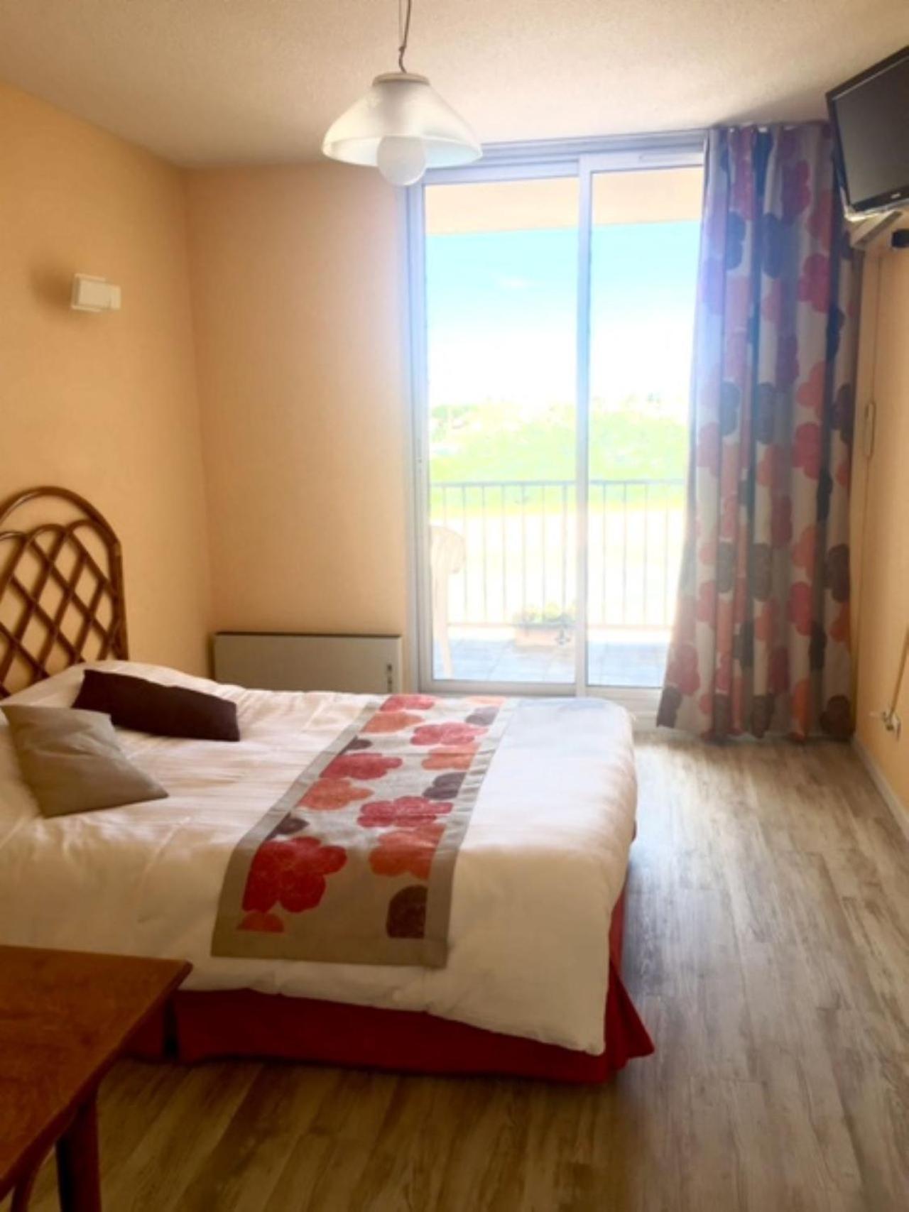 Hotel Alhambra Агд Екстер'єр фото